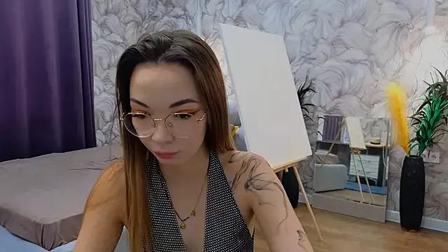 SusannJohnson on StripChat 