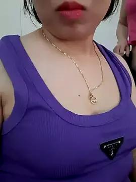 Susu_Hot2 on StripChat 