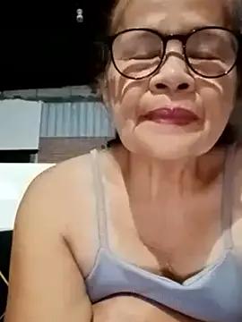 Sweet-Lita50 on StripChat