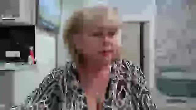 Sweet4104 on StripChat 