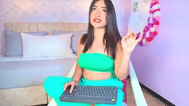 sweet_artemiis on StripChat 