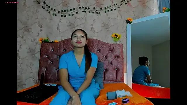 sweet_Emma92 on StripChat