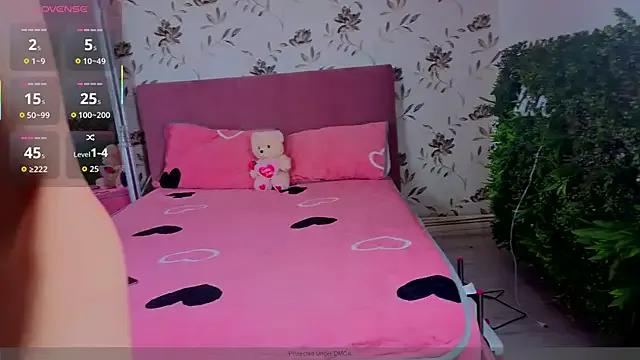 sweet_kitty_69_ on StripChat