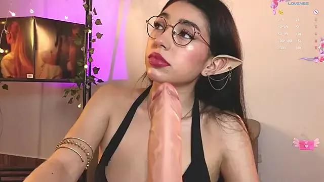 Sweet_Nyx on StripChat 