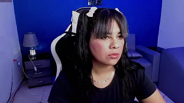 sweet_world_luna on StripChat 
