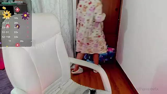 sweetana_ on StripChat 