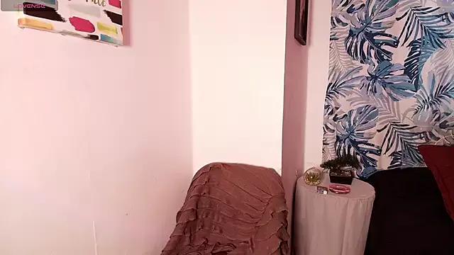 sweetcata23 on StripChat 