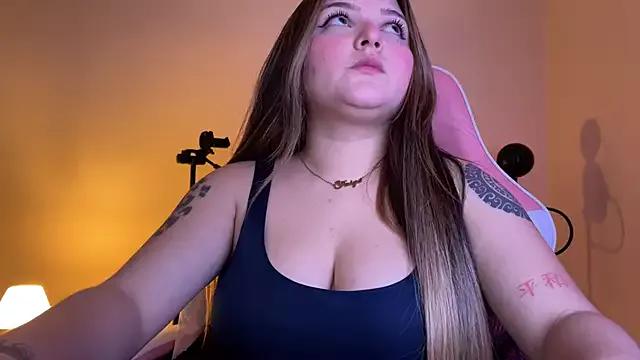 SweetFoxEyes on StripChat 