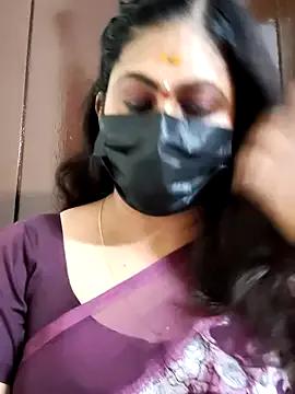 Sweetie_swetha37 on StripChat 