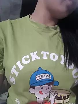 Sweetlove_77 on StripChat 