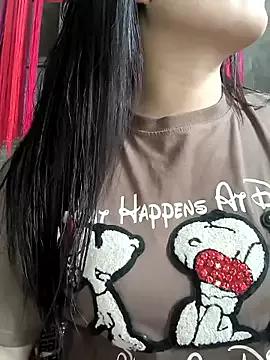 Sweetlove_77 on StripChat 