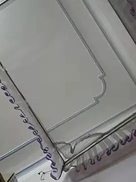 Sweets24 on StripChat 