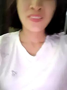 Sweets24 on StripChat 