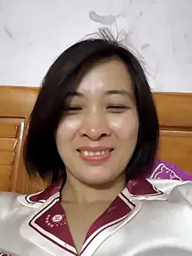 Sweets24 on StripChat 