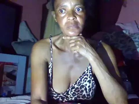 sweets_80 on StripChat 