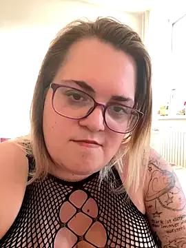 sweetsandy231 on StripChat 