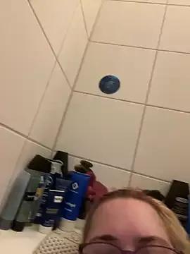 sweetsandy231 on StripChat 