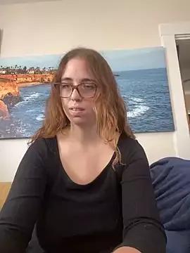 sweetsocalgirl on StripChat 