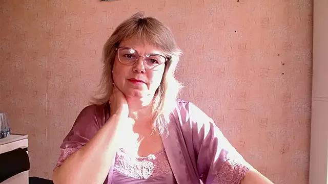 sweetsunset11 on StripChat 
