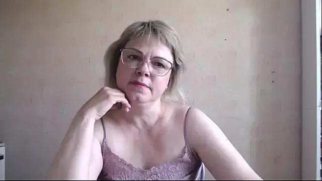 sweetsunset11 on StripChat 