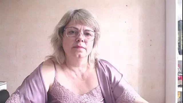 sweetsunset11 on StripChat 
