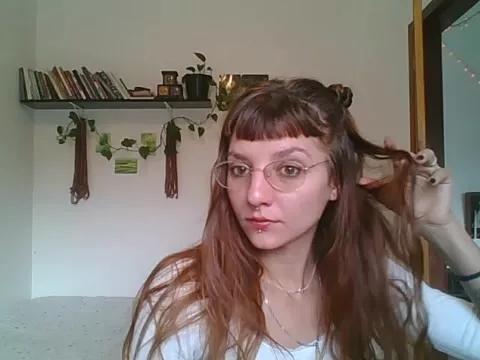 SweetyBabyDemon on StripChat 
