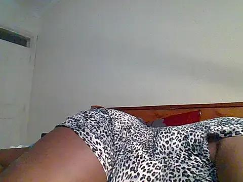 sweetymummy on StripChat 