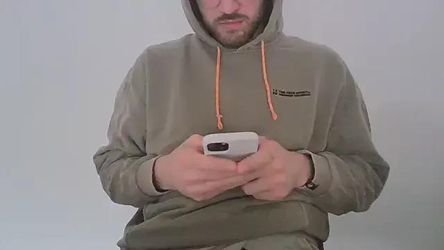 taallguyy_196 on StripChat 