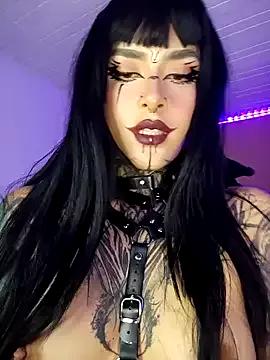 taaylor33 on StripChat 
