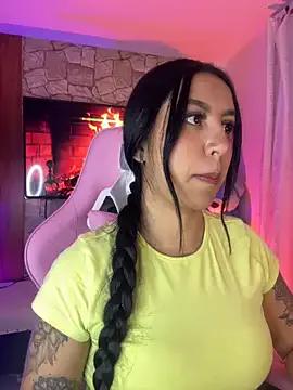 Tamara_Roberts1 on StripChat 
