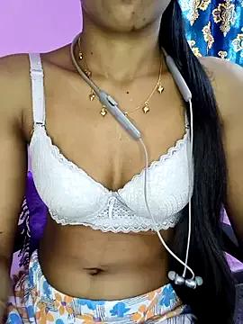 Tamil_siluku on StripChat