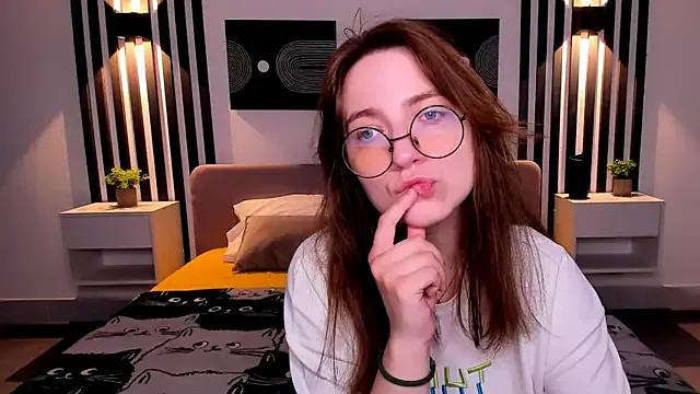 Tara_Grainn on StripChat 