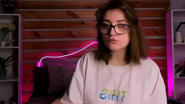 Tara_Grainn on StripChat 