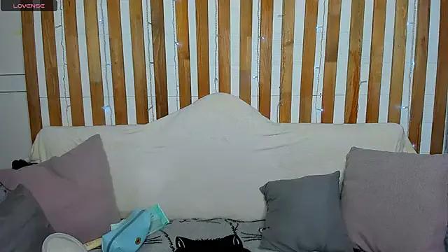 Tara_Grainn on StripChat 