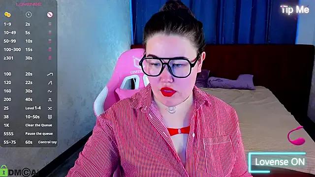 Tara_Torres on StripChat