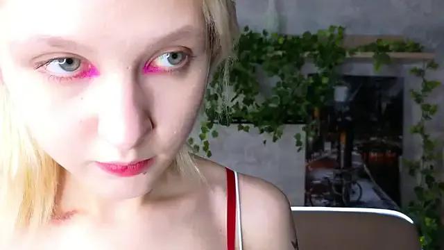 TashaWarthen's avatar