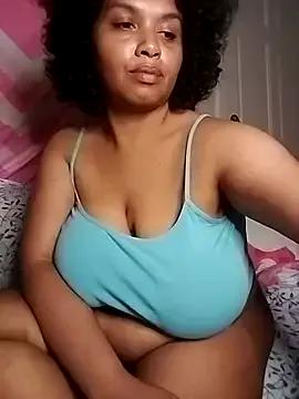 TasteeKitty on StripChat 