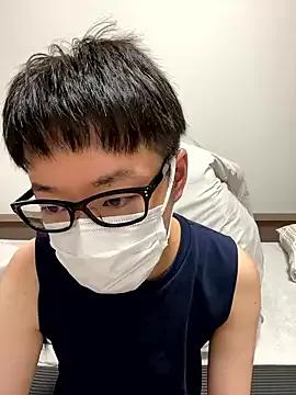 tatsuki_0909 on StripChat 