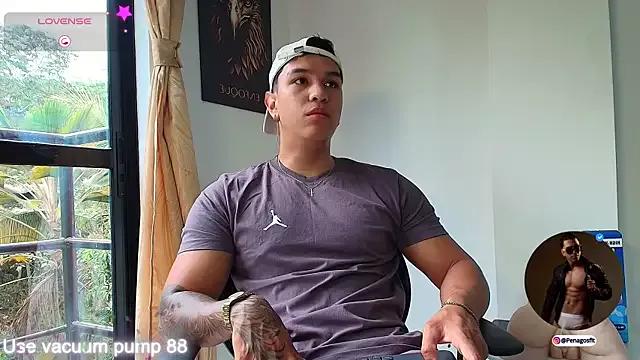 Taylor_John on StripChat