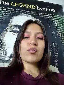 TellusYAres on StripChat 