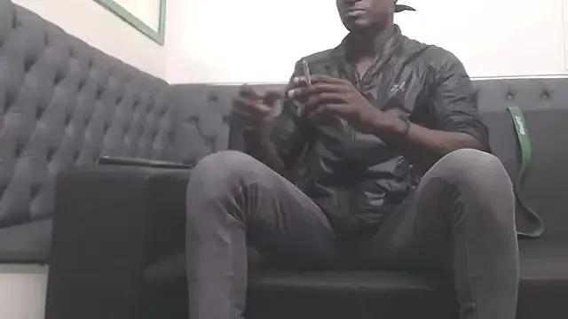 Terrance_z on StripChat 