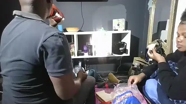 THEEBOSSTEE on StripChat 