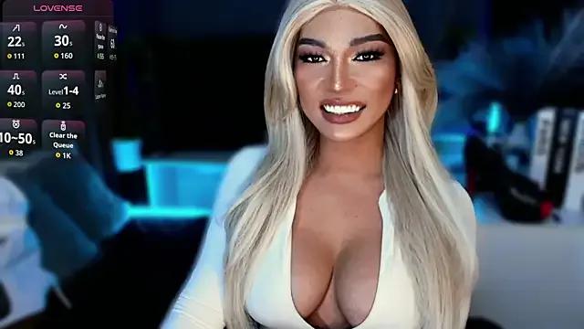 TheTSwomanofyourdesire_ on StripChat