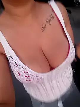 Tiffany35 on StripChat 