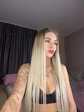 Tiffany_Kissss on StripChat 