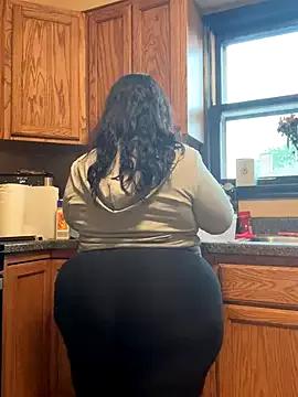 tillymarie34 on StripChat 