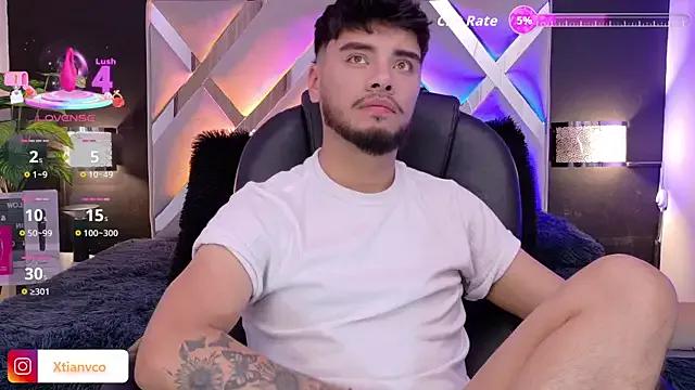 Tommidubois — Show Ass in doggy
