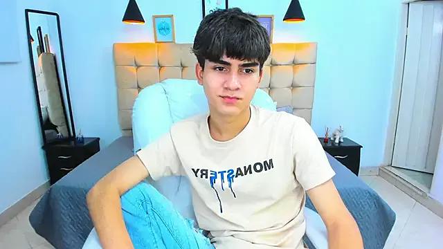 Tommy18__ on StripChat 
