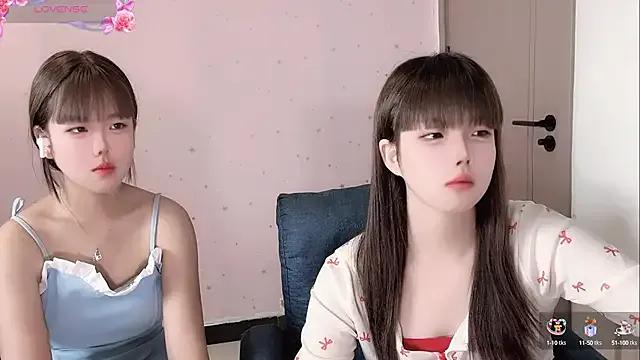 TT-XXTT on StripChat 