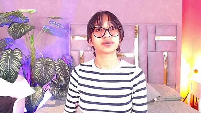 Tyla_Ks — Freechat on StripChat